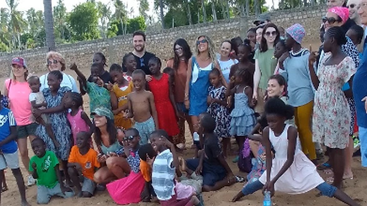 Visita a un villaggio locale durante il Tour della vera Africa, Watamu